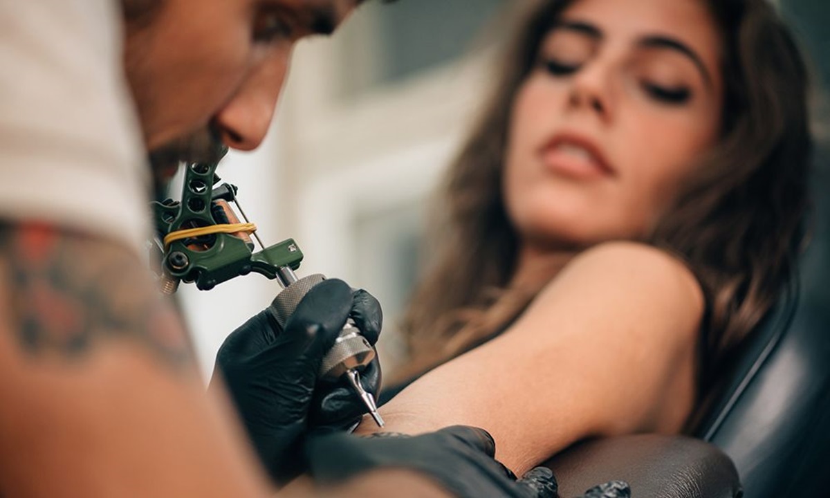 Qué si duele, qué si pasará de moda, qué si hay riesgos: Aclara dudas este Día Internacional del Tatuaje