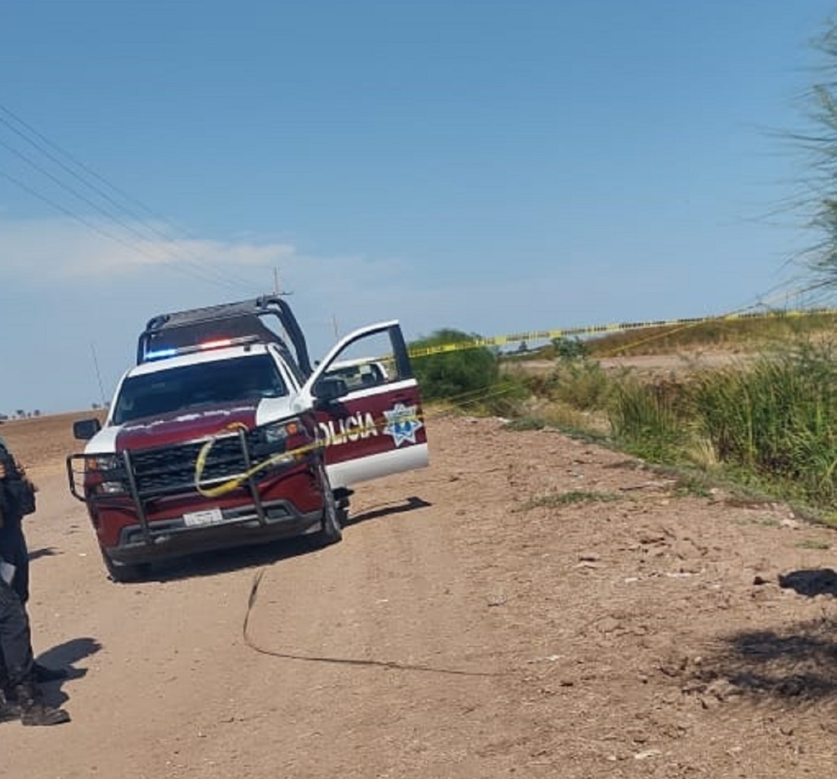 Hallan a un hombre sin vida dentro de un canal de riego de el ejido 20 de Noviembre Viejo en Ahome