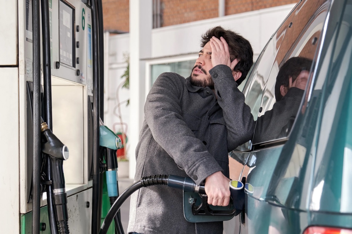 Antes de ir a la gasolinera, consulta precios promedio de las gasolinas por litro para este fin de semana