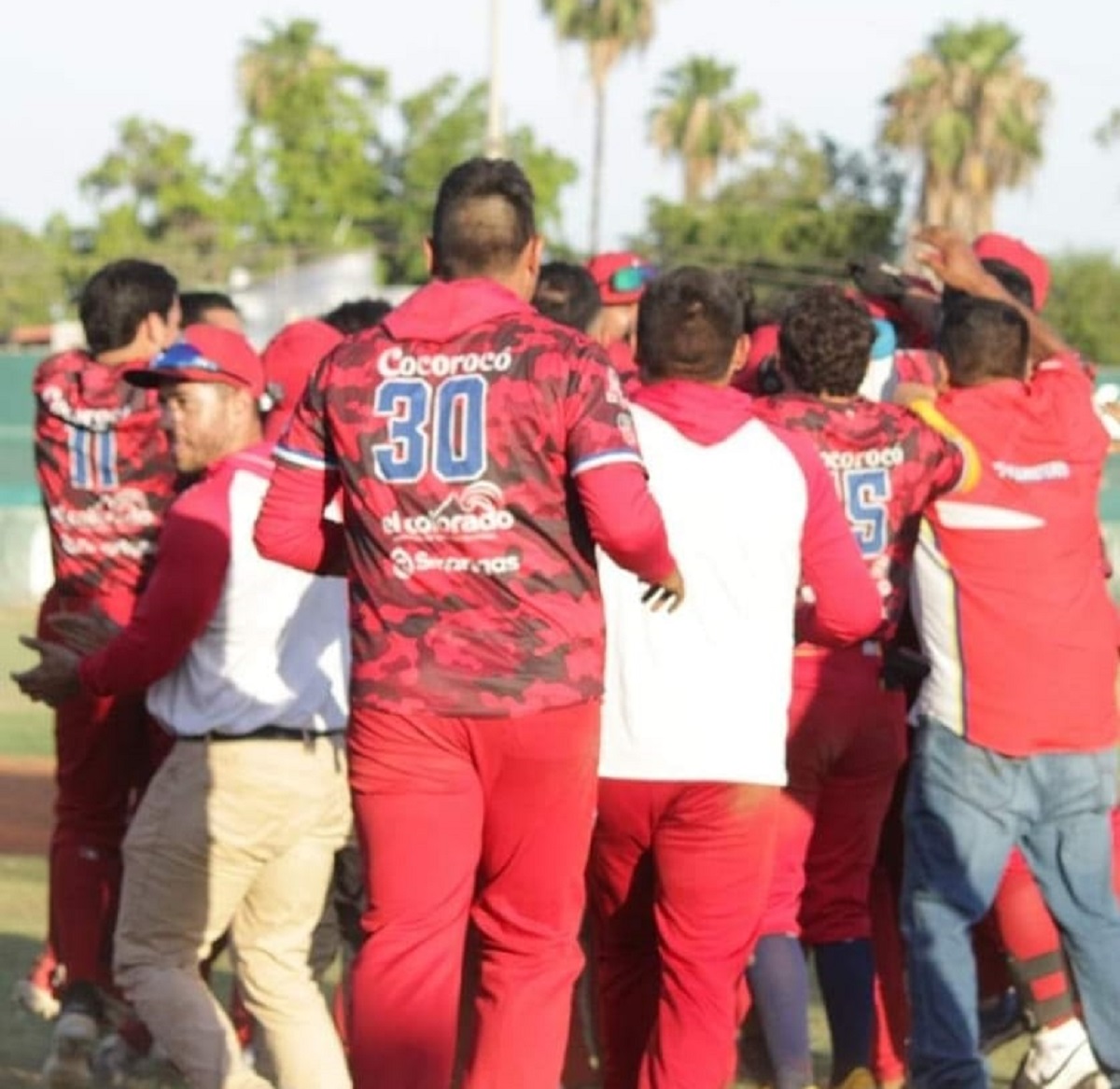 Con par de barridas arrancaron las semifinales de la Liga Chevron-Clemente Grijalva