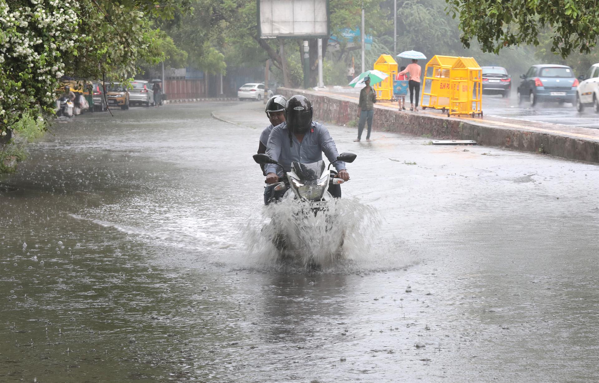 ¡Irán a más! Para este domingo se espera que las lluvias alcancen los 150 milímetros en Sinaloa