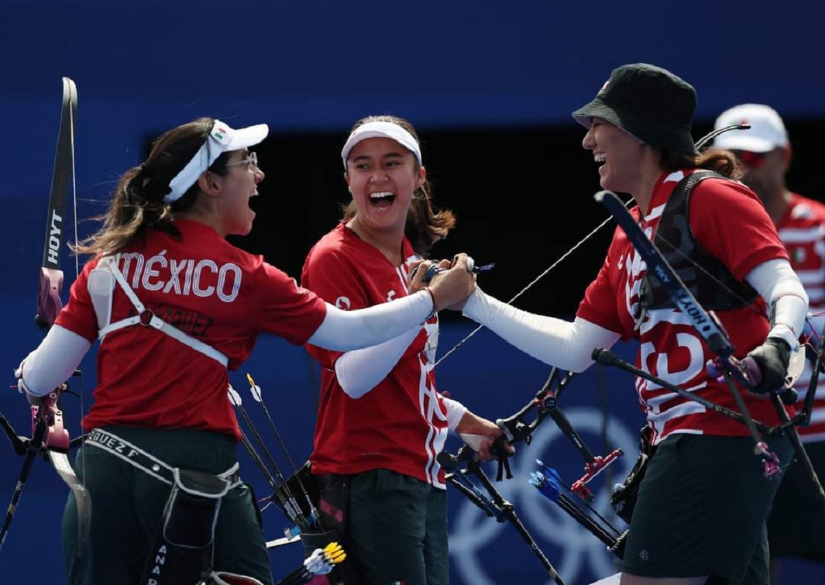 Rocha Moya felicita a arqueras mexicanas por su medalla de bronce en los Juegos Olímpicos de París 2024