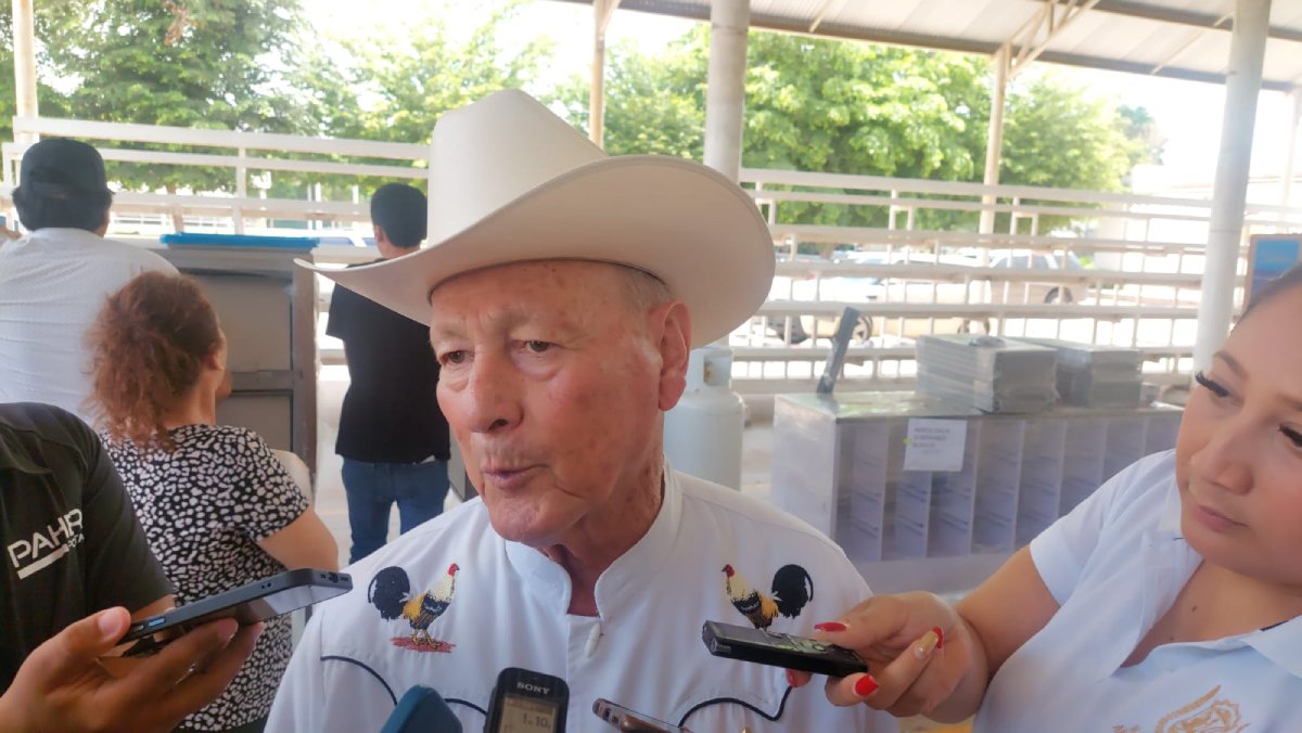 Podrían presentarse posibles cambios en el Ayuntamiento de Angostura, ante regreso de Miguel Ángel Angulo
