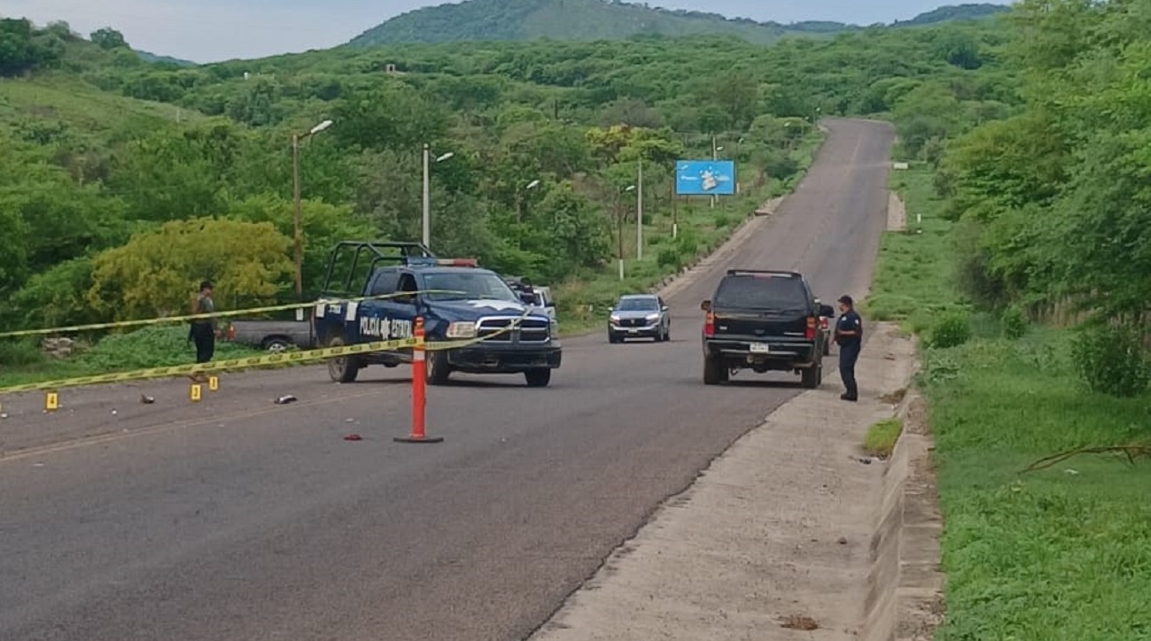 Hombre originario del municipio de Elota muere al ser arrollado en la carretera de Choix