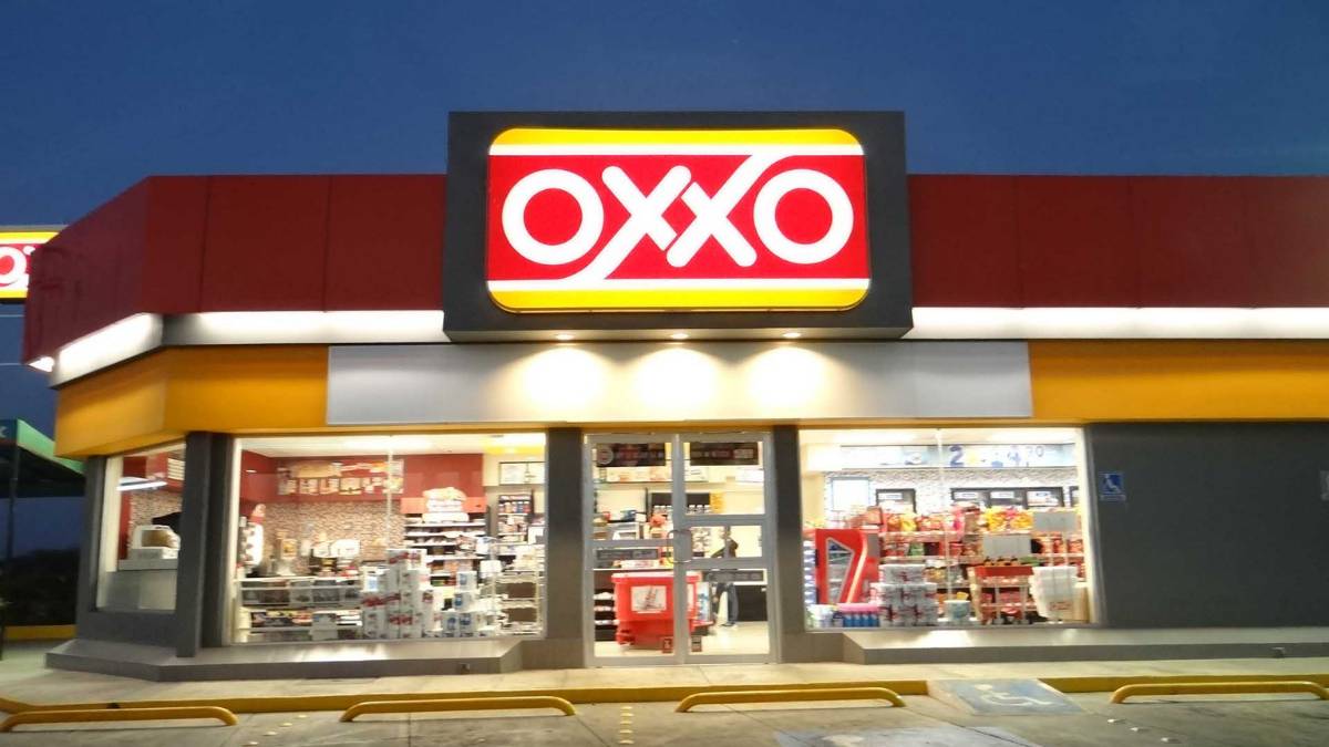 Secretario de Seguridad de Edomex busca que tiendas Oxxo sean espacios seguros para mujeres