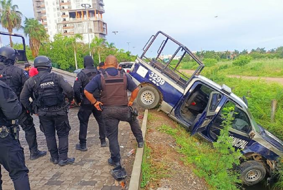 Jaime Othoniel secretario de Seguridad Pública, reconoce deterioro de patrullas municipales de Mazatlán