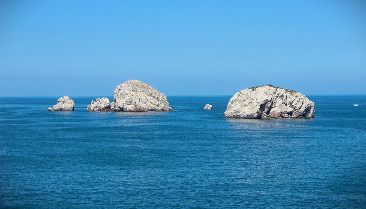 Las piedras blancas: Dos hermanos que pelearon por el amor de una mujer mazatleca