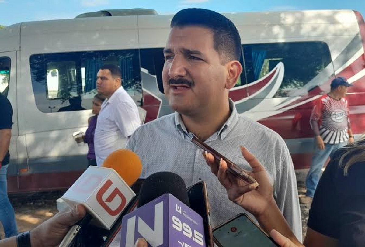 Vecinos de la colonia Pino Suárez, están reduciendo las bocas de los escurrimientos pluviales: Director de Obras Públicas