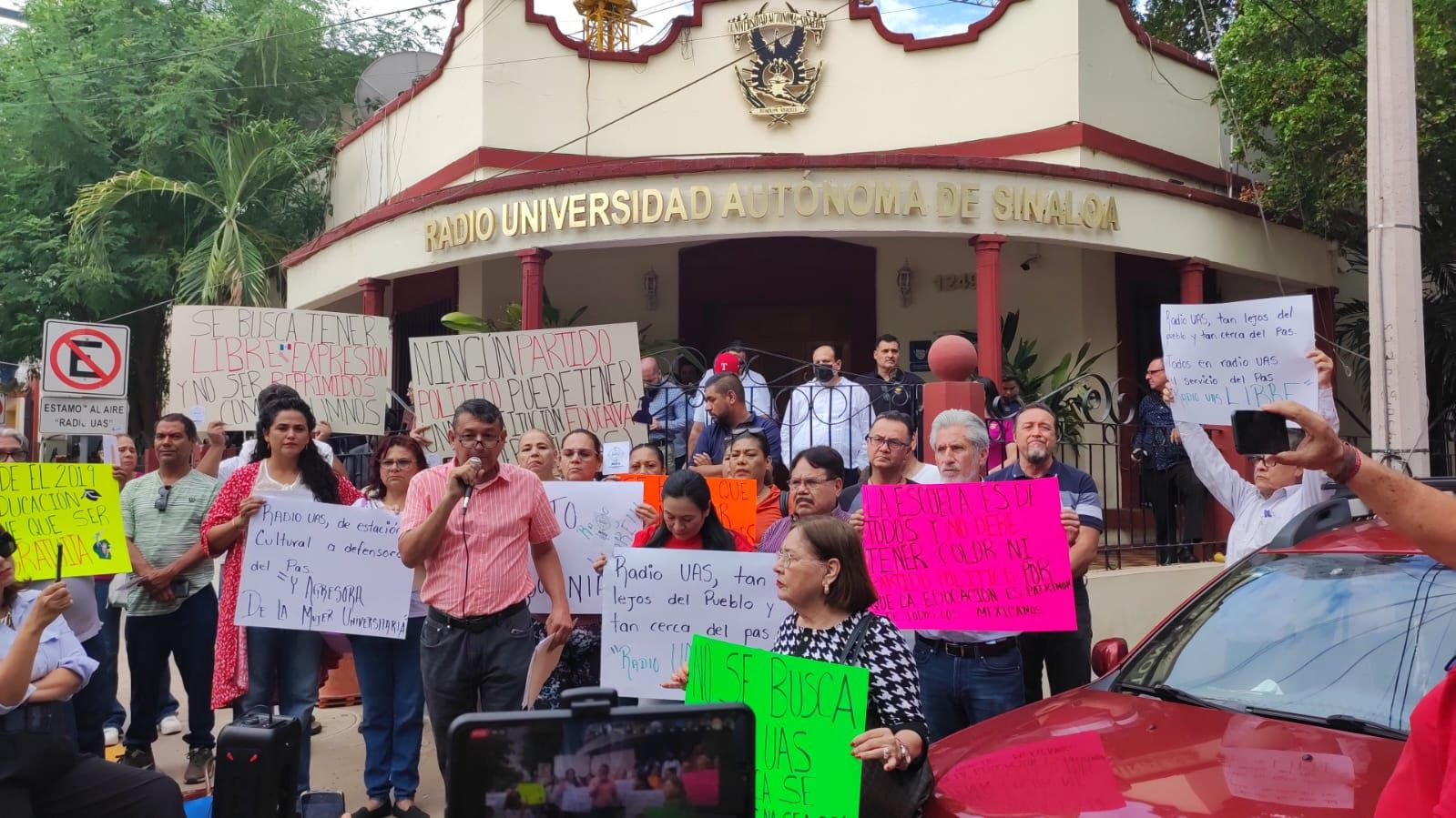 Universitarios acusan uso político de Radio UAS por parte de autoridades de la Casa Rosalina