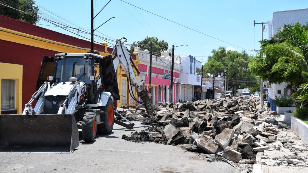 En marcha la remodelación total de la calle 16 de Septiembre en cabecera municipal de Angostura