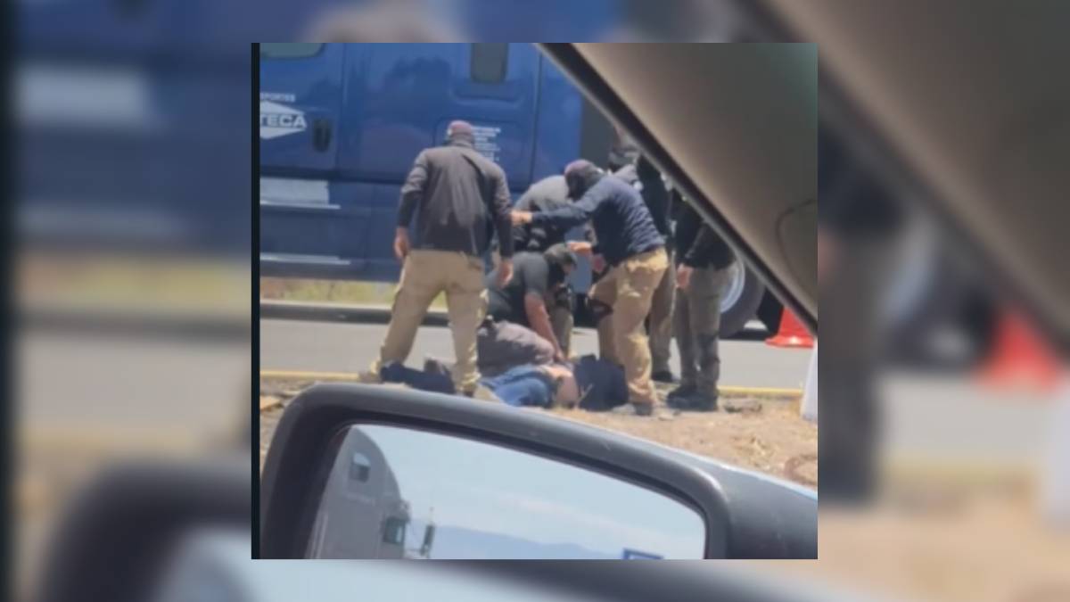 (VIDEO) Graban presunto abuso de autoridad de elementos de la Agencia de Investigación Criminal en Ahome