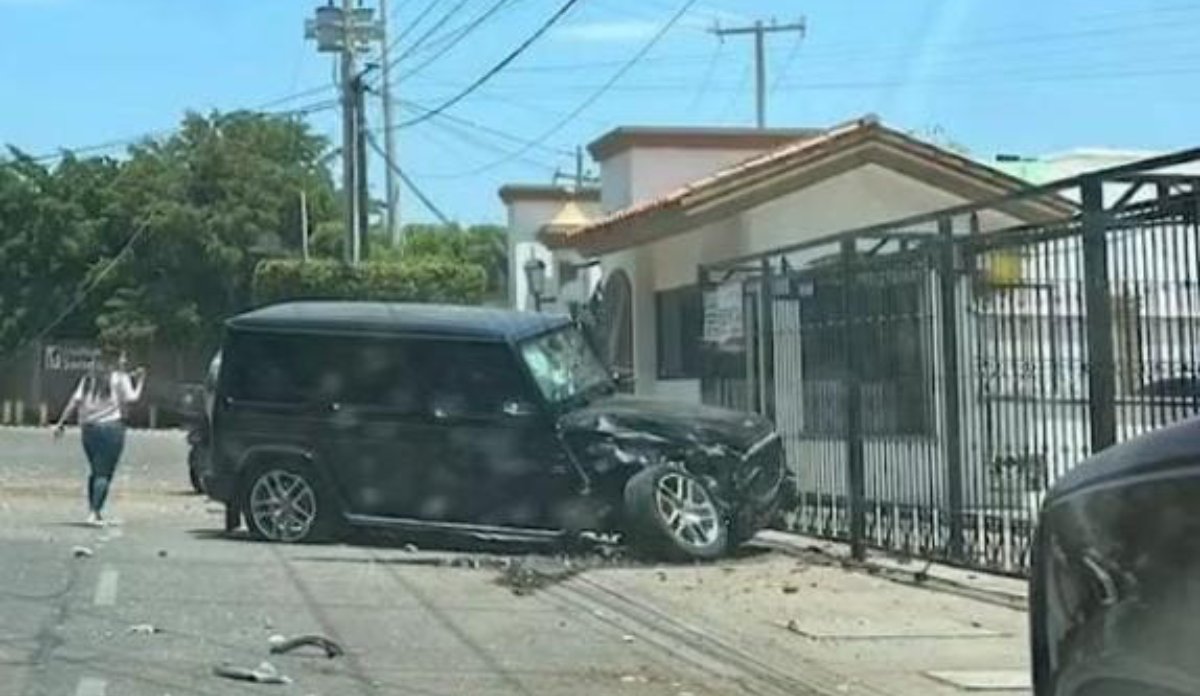 Balean a conductor de una Mercedes en Las Quintas de Culiacán