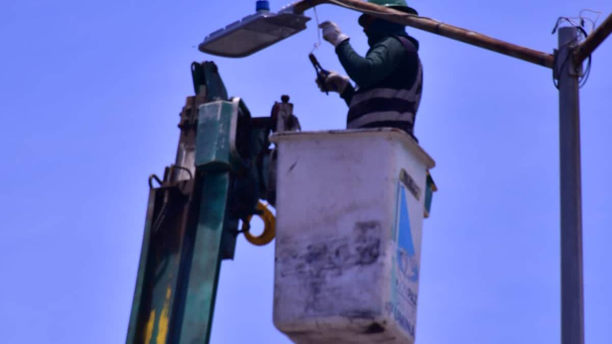 Síndico de Surutato manifiesta que hace falta más alumbrado en el pueblo turístico