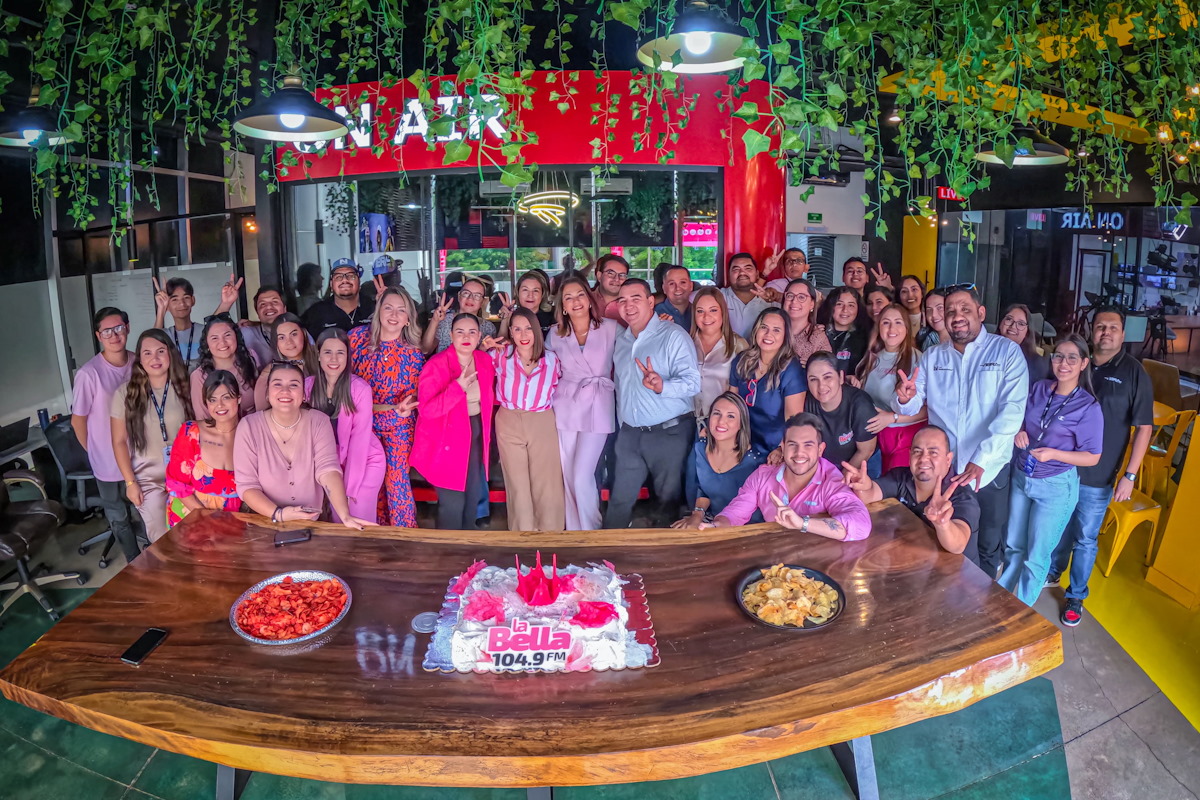 Con una gran fiesta celebran dos años al aire de La Bella 104.9 FM, de Grupo Vibra Radio