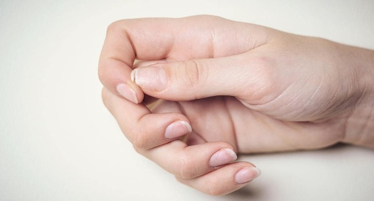 ¿Cómo ayuda el limón a evitar las uñas quebradizas? Te damos los detalles