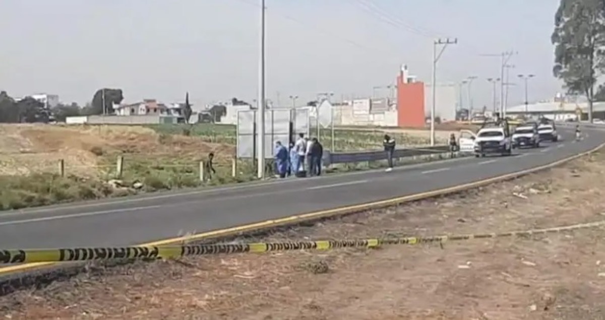 Hallan dos cadáveres en la frontera entre Puebla y Tlaxcala; uno estaba emplayado