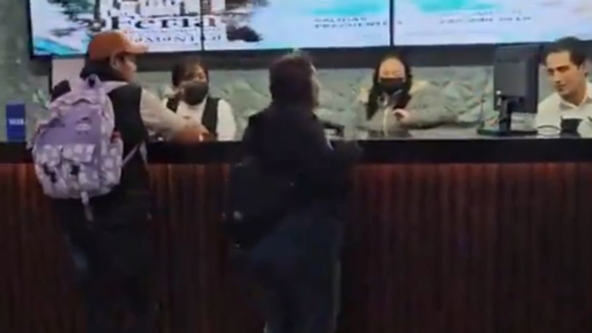 Video | ‘Lady Cancélamelo’ aparece en Puebla; con palabras obscenas le gritaba a empleada