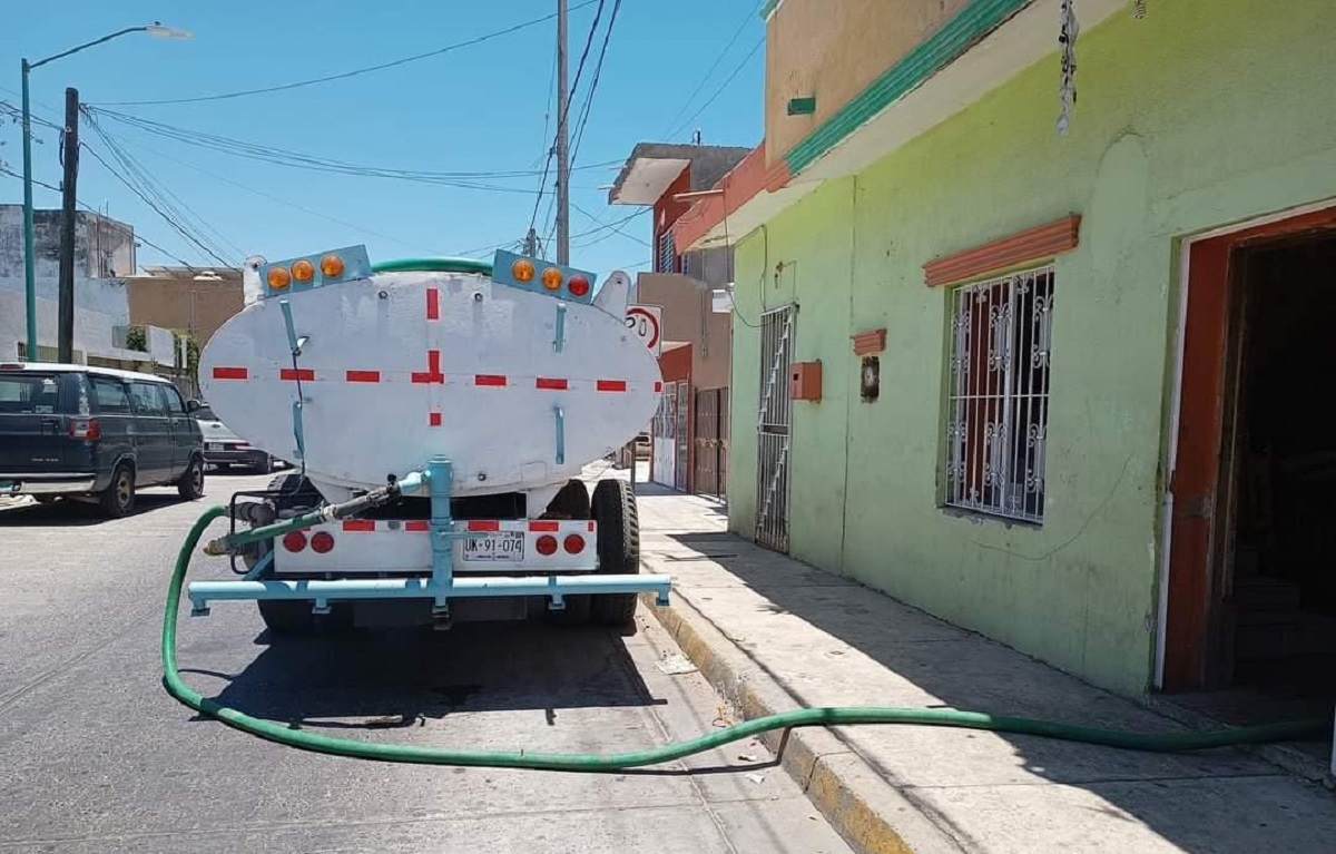 ¡Inicia el desespero! Escuinapenses empiezan a tener problemas para adquirir agua en pipas y abastecerse