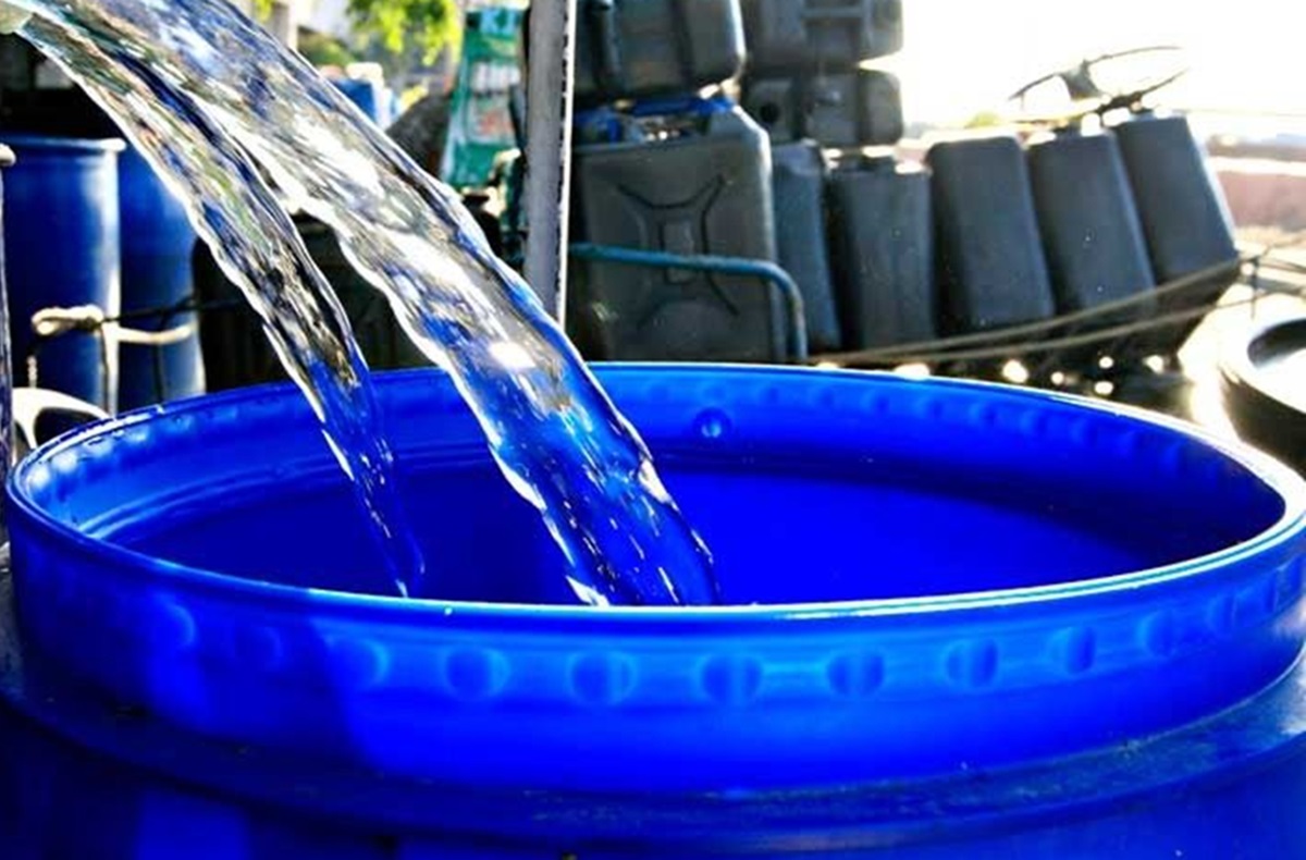 Día Mundial del Agua Potable: ¿Cómo almacenar el vital líquido de forma segura y por cuánto tiempo?