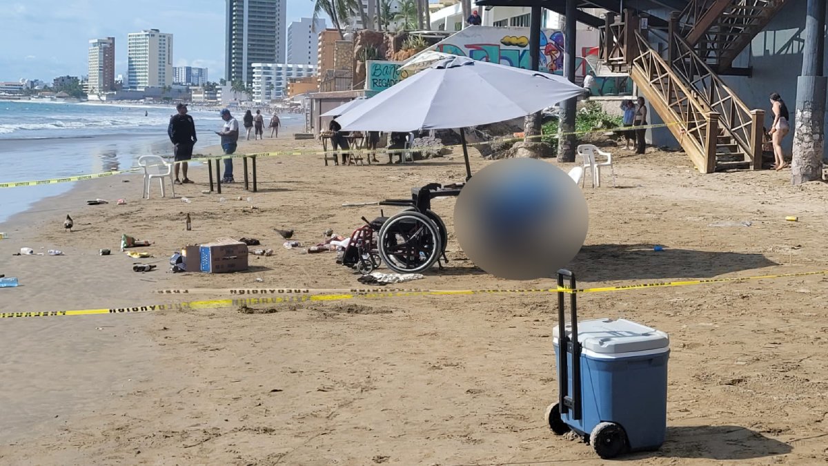 Ataque a balazos en playa de la Zona Dorada de Mazatlán deja un hombre muerto y una mujer herida