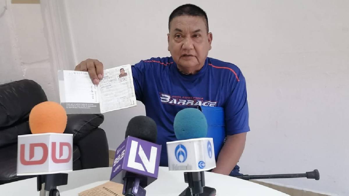 Carlos Mendoza hace un llamado a las autoridades del IMSS para que lo operen de las rodillas
