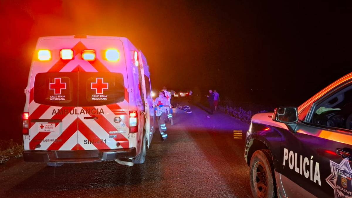 Choque de cuatro motocicletas deja a dos jóvenes lesionados en Juan José Ríos