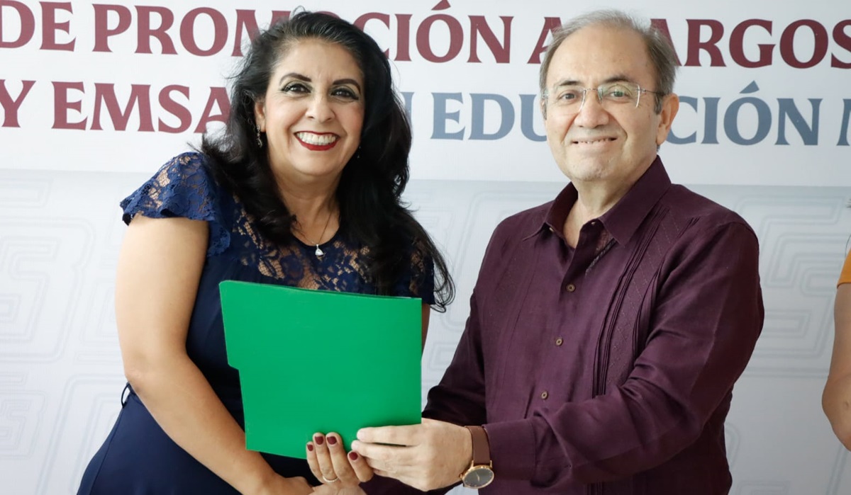 ¡Cobaes listo para las clases! Entregan plazas de directores y docentes de EMSAD
