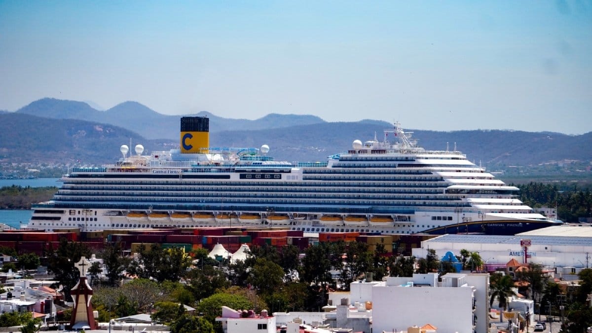 Tendrá Mazatlán arribo de 4 cruceros en agosto; volverá el Carnival Firenze al destino
