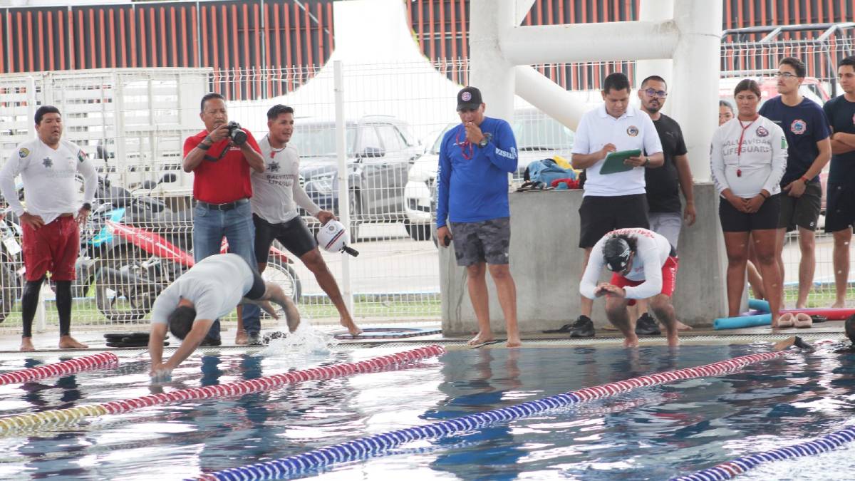 Escuadrón de Emergencia de Mazatlán, inicia certificación en rescate en aguas rápidas e inundaciones