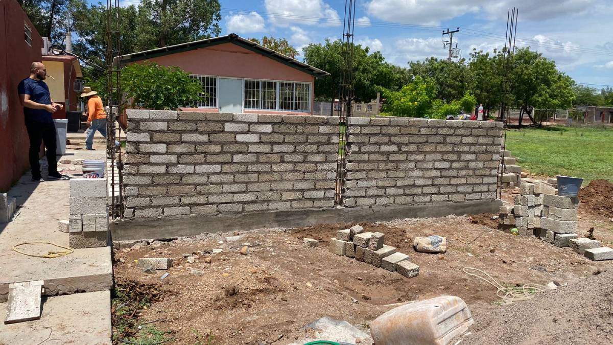 Escuela primaria de San Isidro, en Angostura, tendrá baños dignos para este regreso a clases