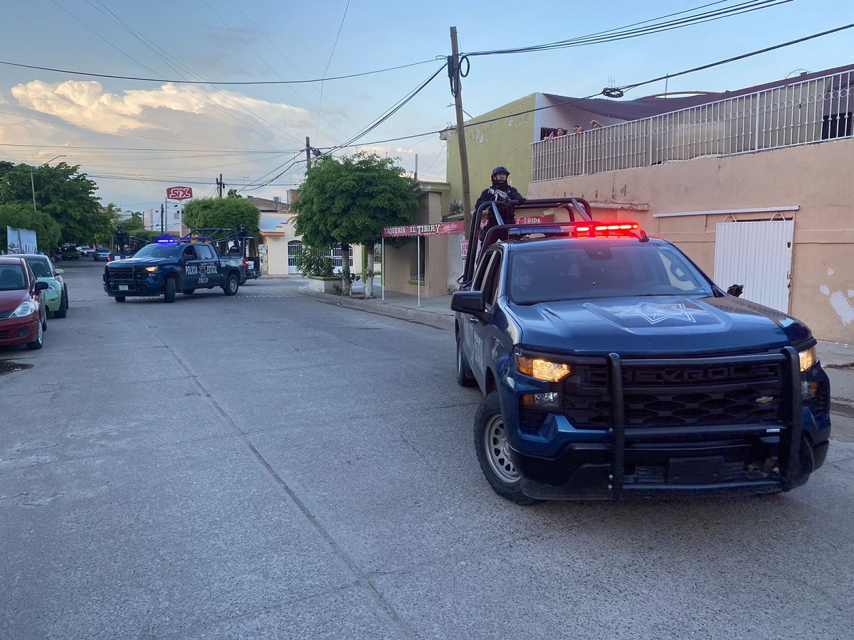 Estatales detectan a presuntos gatilleros al norte de Culiacán y son agredidos a tiros