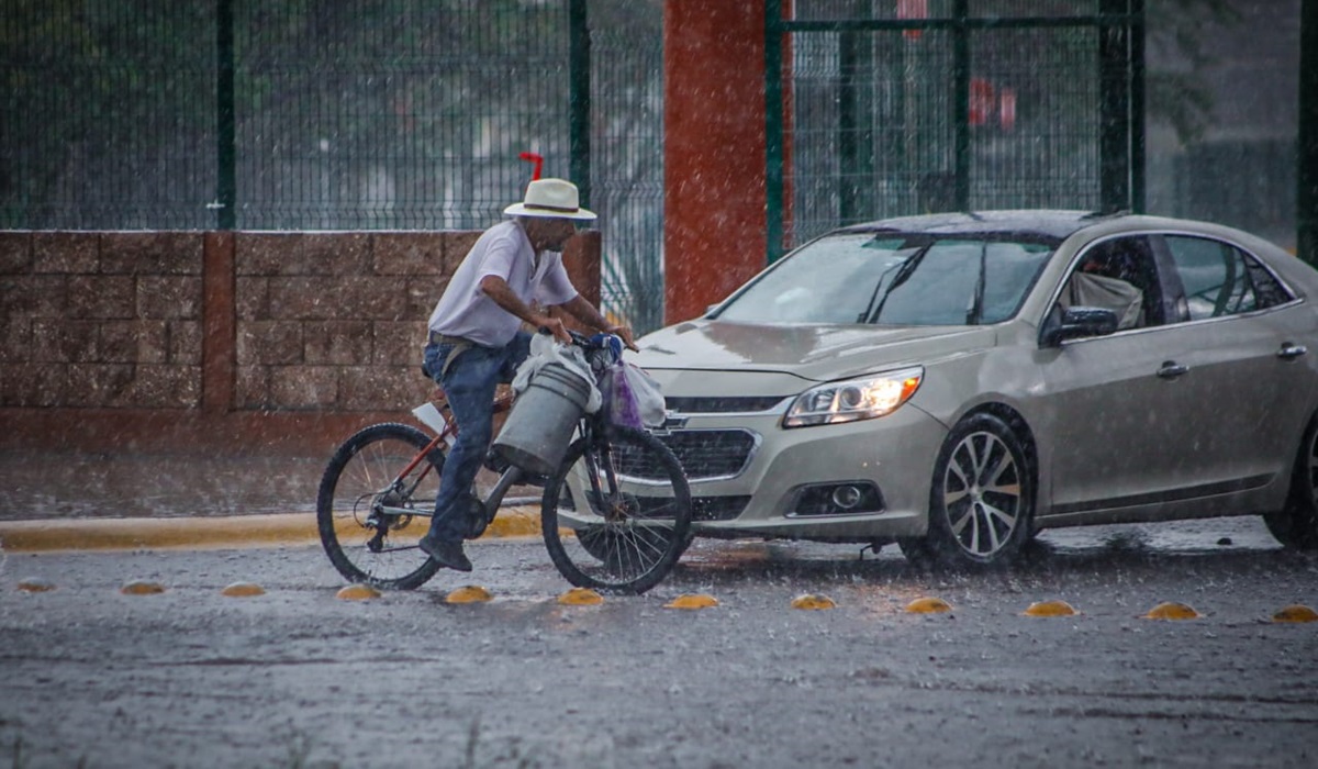 ¡Tormentas eléctricas, fuertes lluvias y hasta granizo! Deja huracán ‘Carlotta’ en Culiacán y gran parte de Sinaloa