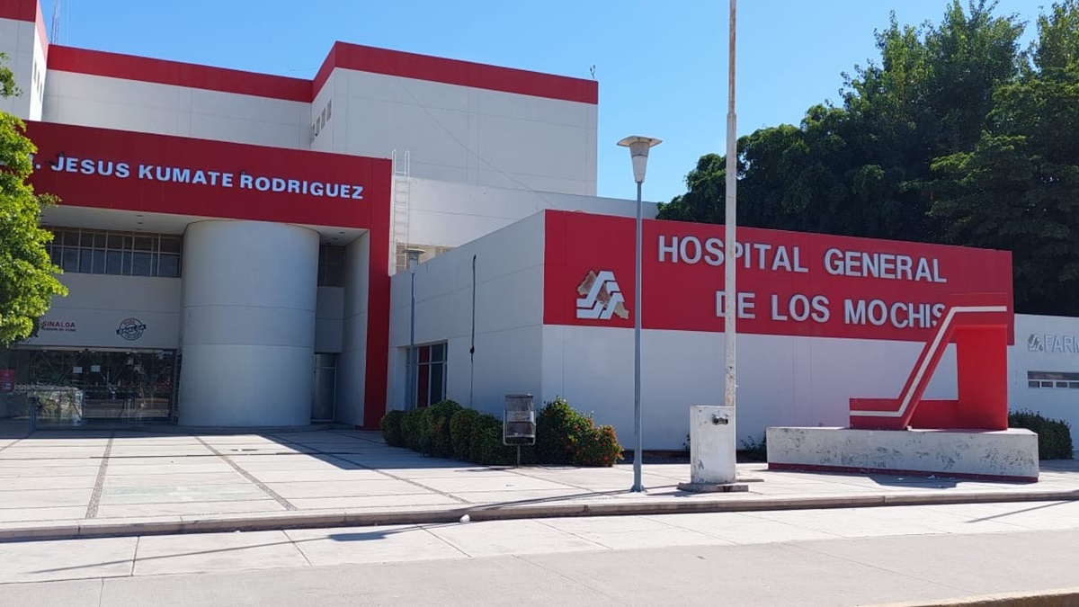Falla aire acondicionado y aplican restricciones en elevador del Hospital General de Los Mochis