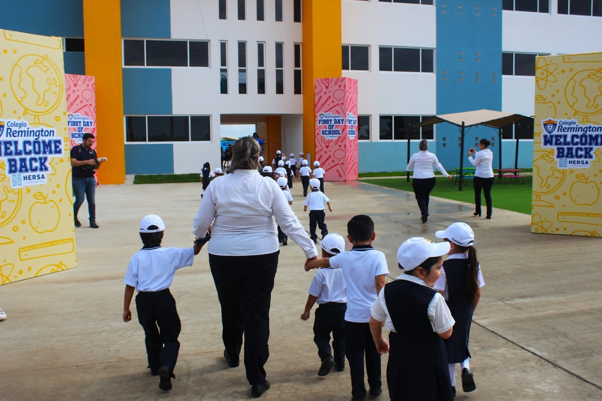 ¡Bienvenidos a su casa! Hersa Corporativo entrega nuevo Colegio Remington, institución con 92 años de servicio