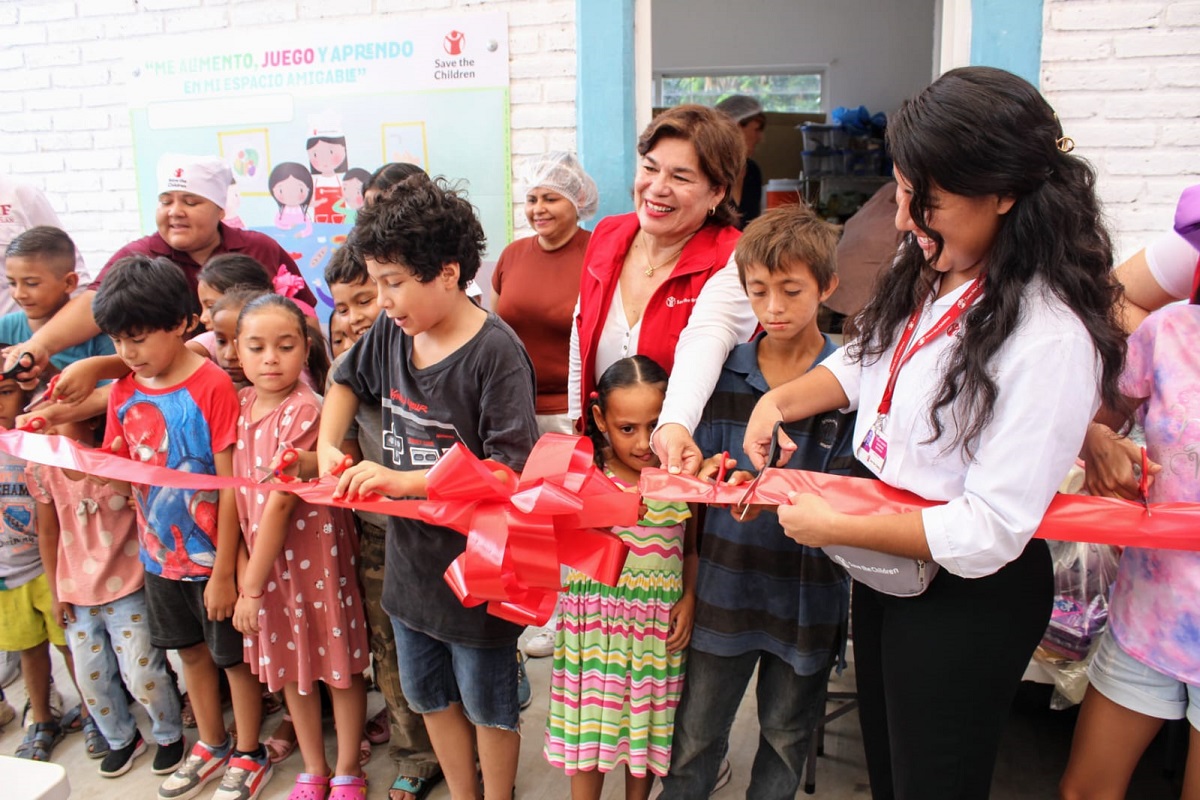 Sistema DIF Mazatlán y Save The Children inaugura comedor comunitario para niños de jornaleros agrícolas