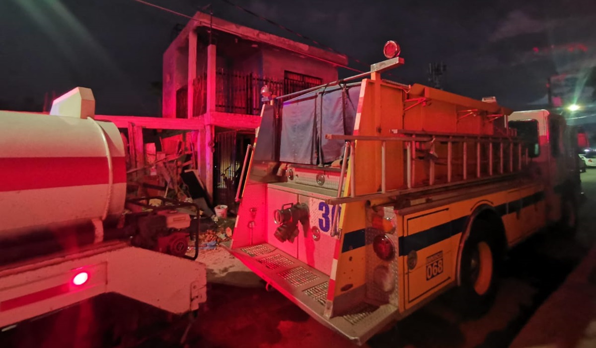 Se incendia vivienda en la colonia La Cuchilla, en Los Mochis