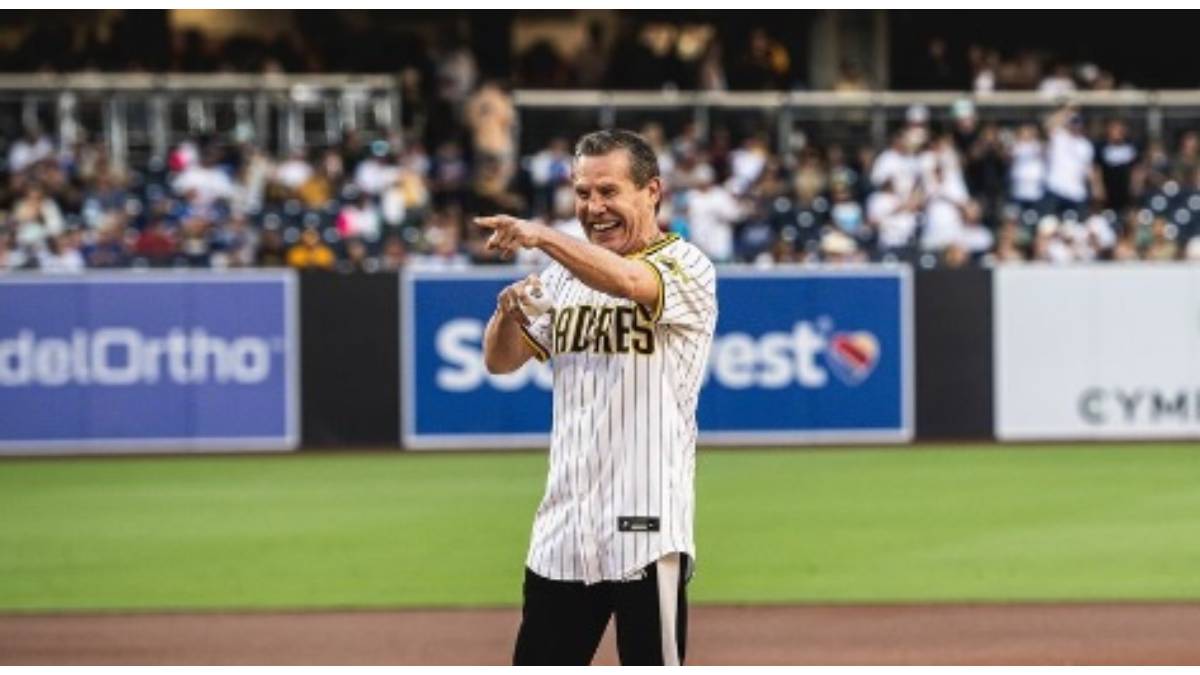 Julio César Chávez, el invitado de honor de los Padres de San Diego ante Dodgers