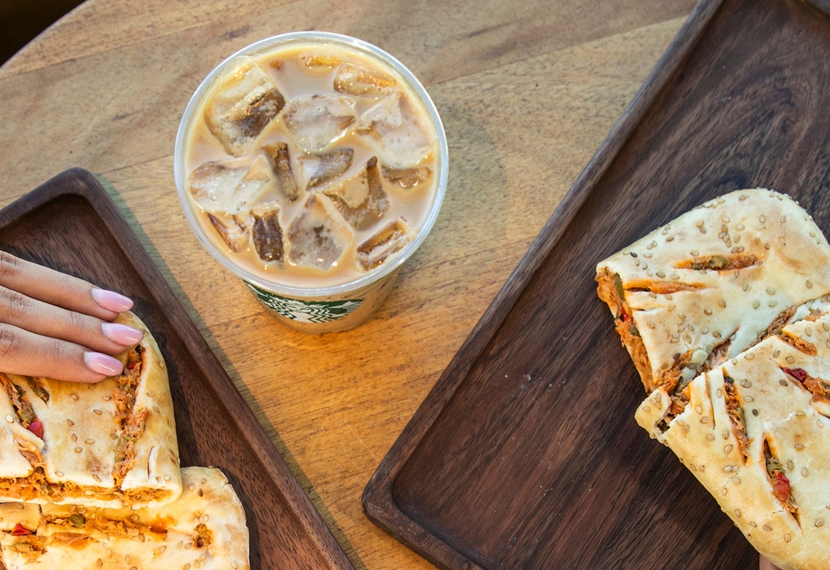 Date un latte más otro gustito por menos de 90 pesos en Starbucks con esta irresistible promo