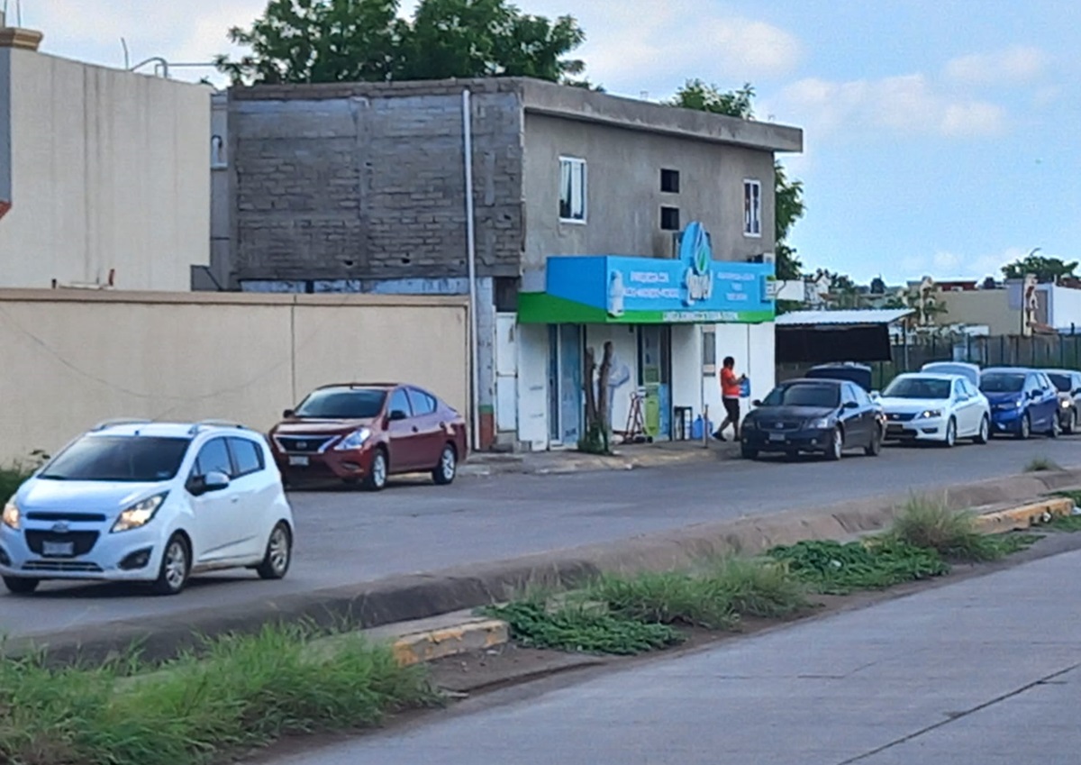 ‘Jueves de nerviosismo’ en Culiacán genera compras de pánico