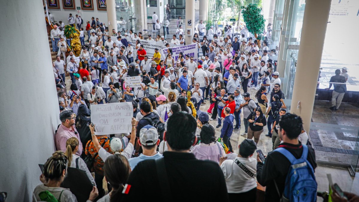 Gobernador reitera respeto ante manifestantes en contra de la reforma judicial