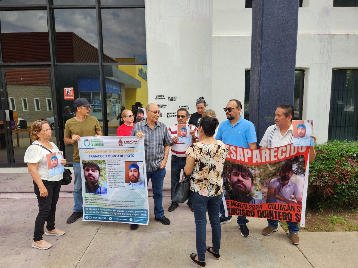 ¡Continúan familias de desaparecidos exigiendo respuestas!; Se manifiestan en la Fiscalía