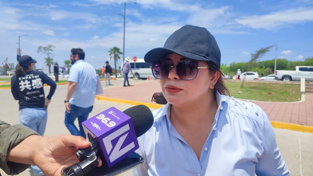 En exigencia de aumento salarial y prestaciones, se manifiesta personal de Control y Confianza  