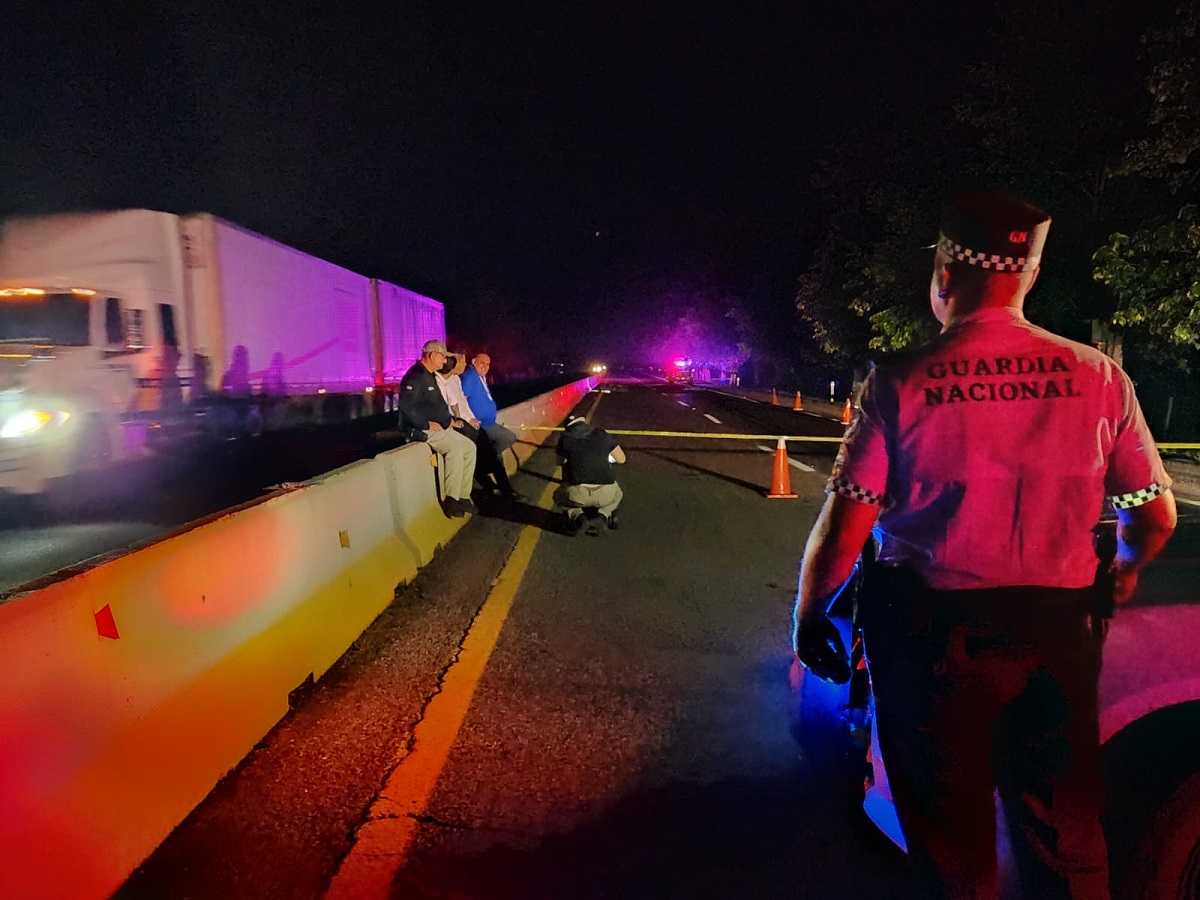 Motociclista muere tras ser arrollado sobre la autopista Benito Juárez, en Navolato