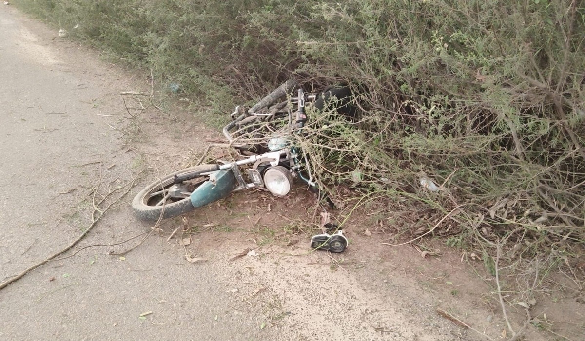 Motociclista sufre salida de camino en Guasave y resulta lesionado