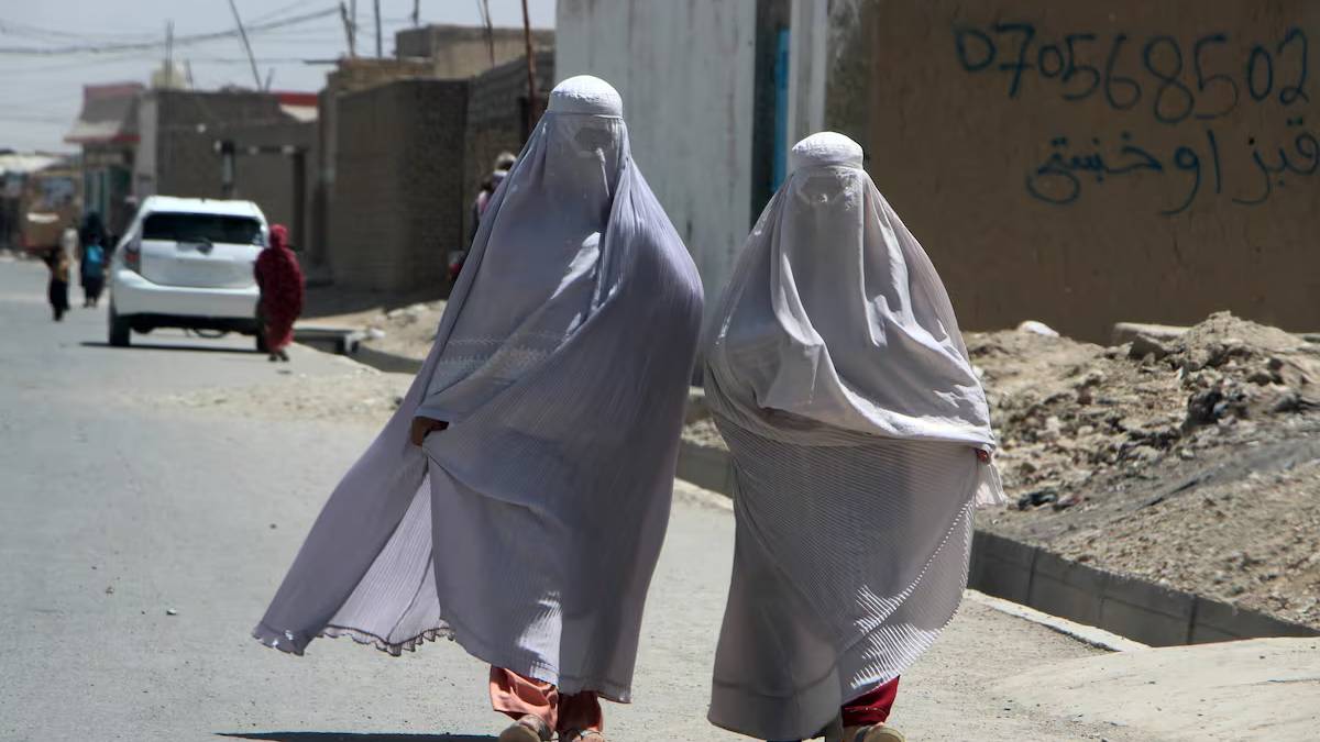 ONU rechaza ley talibana que impone restricciones a mujeres en Afganistán