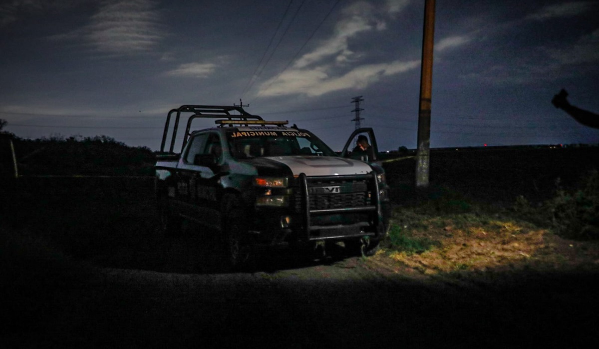 Localizan dos cuerpos en la carretera libre Culiacán-Mazatlán a la altura de 26 de Enero, en Elota