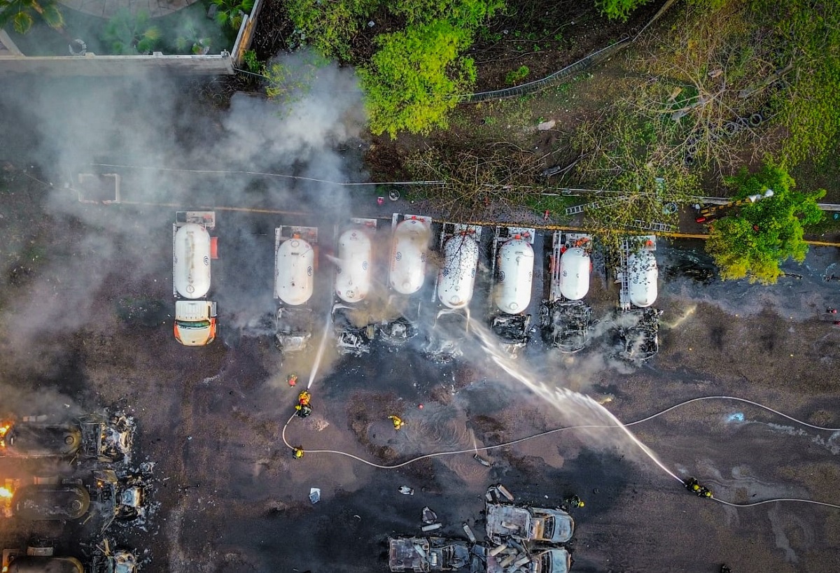 Incendio en planta de gas ya está controlado; alrededor de 200 personas fueron evacuadas: Gámez Mendívil