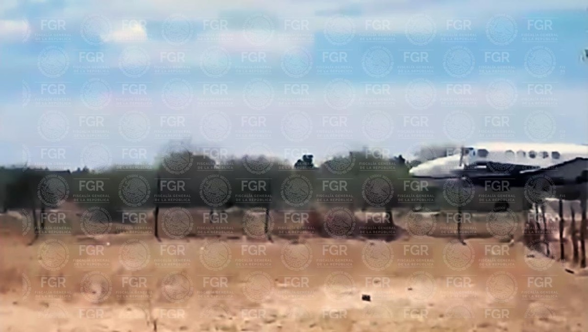 Pista de donde habría salido avión en donde se llevaron a 'El Mayo' Zambada