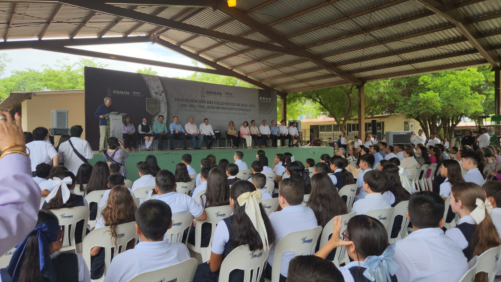 Desde Estación Naranjo, Sinaloa, Rubén Rocha Moya inaugura el ciclo escolar 2024-2025