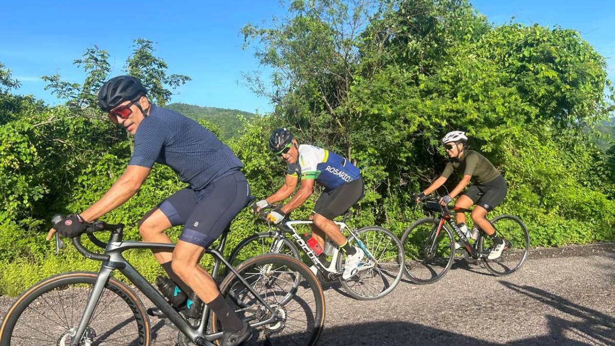 Ruedan para celebrar Rosario y conocer el Nuevo Santa María